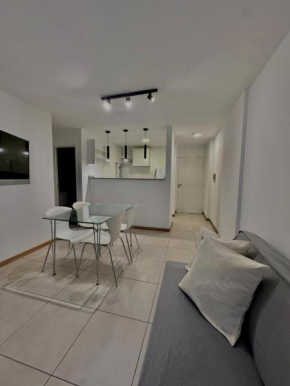 Moderno Depto con piscina en Nueva Cordoba